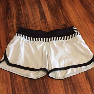 Lululemon Speed Shorts Light teal and Black